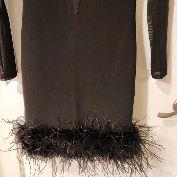 Akira new with tags bandage black dress Medium with feather bottom and sleeves - Picture 11 of 11